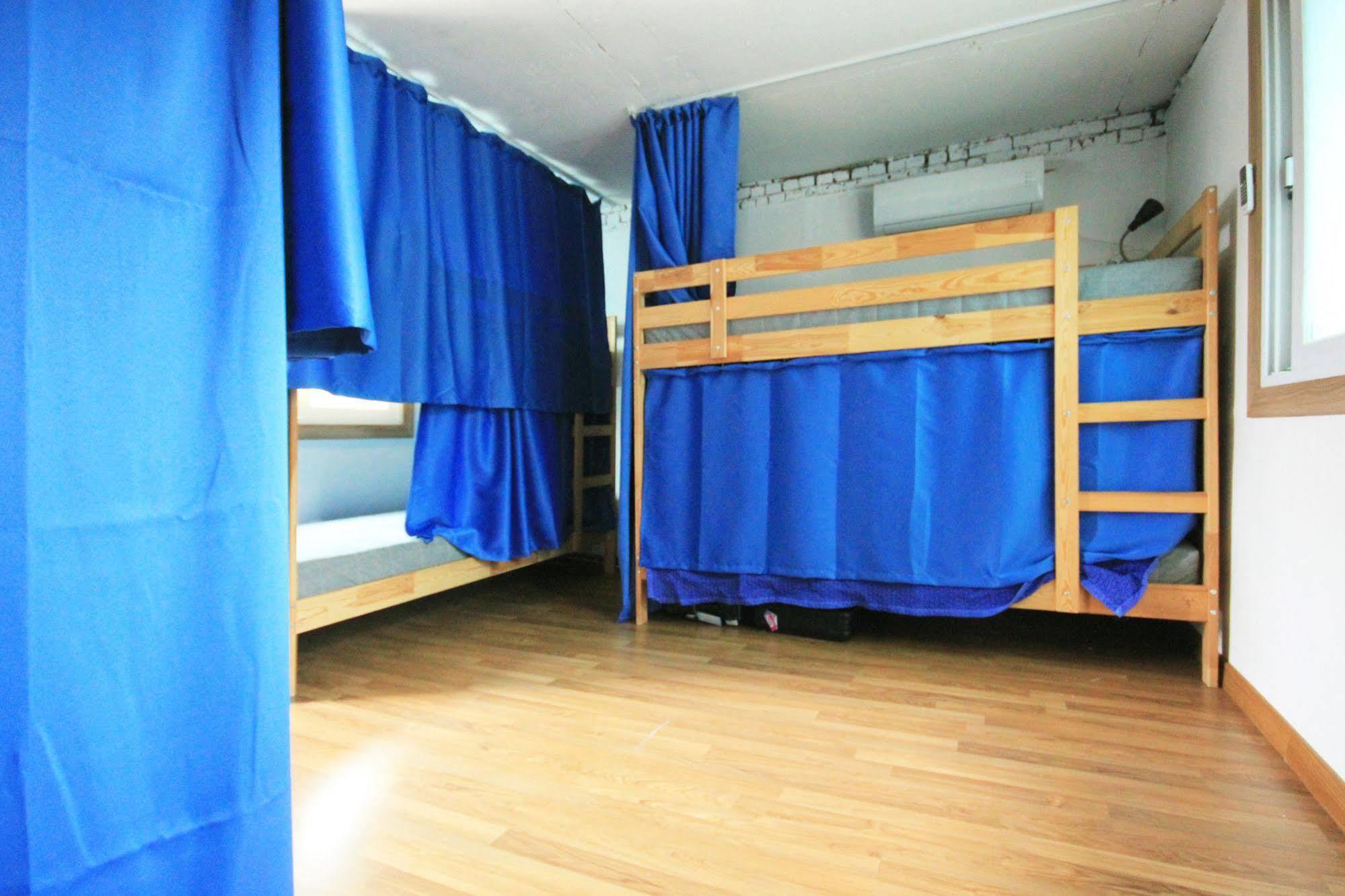 The One Hostel Hongdae In Seoul - Foreigner Only Экстерьер фото